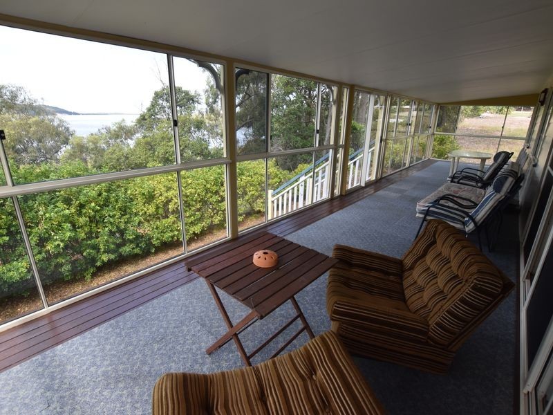 80 Crescent Drive, Russell Island QLD 4184