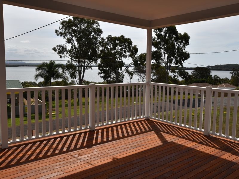 119 Palm Beach Road, Russell Island QLD 4184