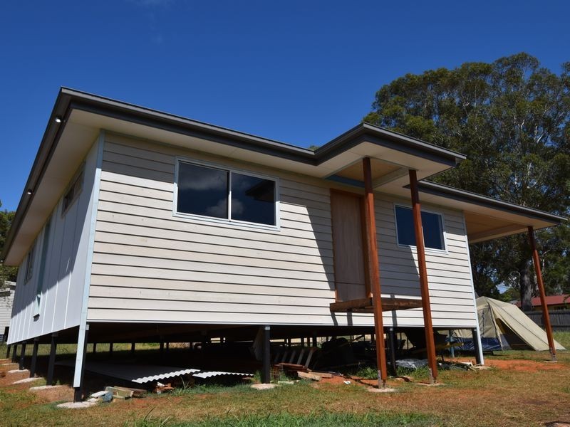 68 Jackson Rd, Russell Island QLD 4184