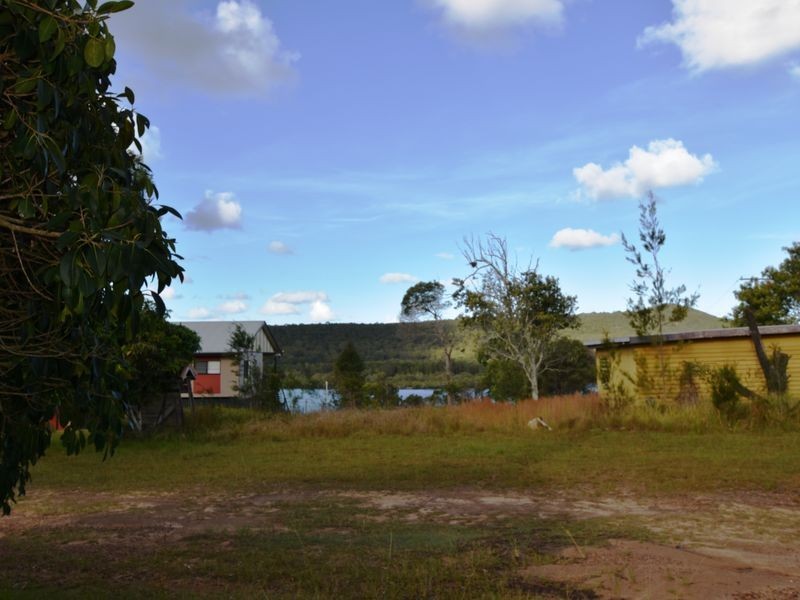 75-77 Highland Ridge Rd, Russell Island QLD 4184