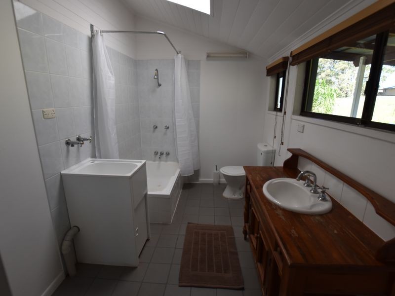 28 Tittalia street, Russell Island QLD 4184