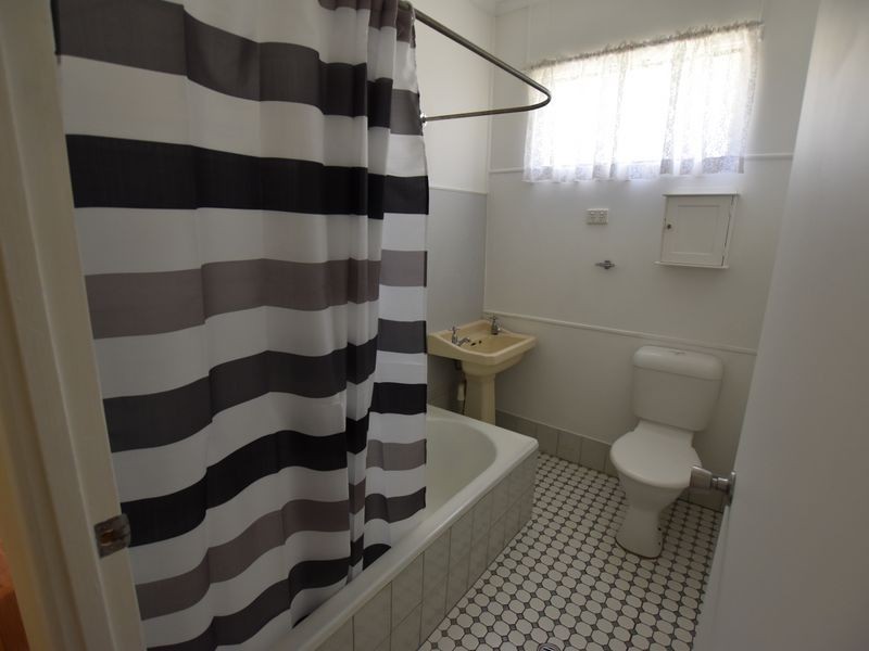 5 The Tor Walk., Russell Island QLD 4184