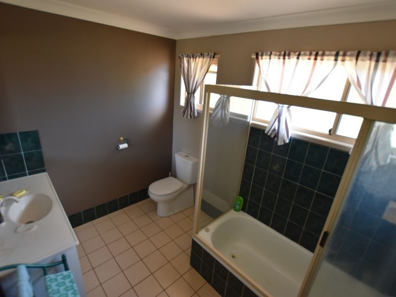 8 Dryandra St., Russell Island QLD 4184
