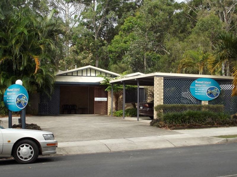 20 High Street, Russell Island QLD 4184