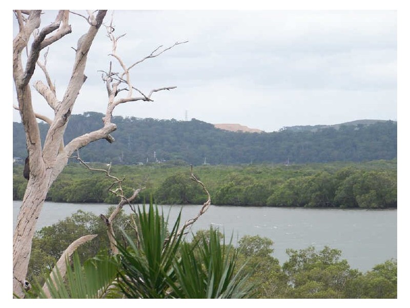 21 Aquamarine Avenue, Russell Island QLD 4184