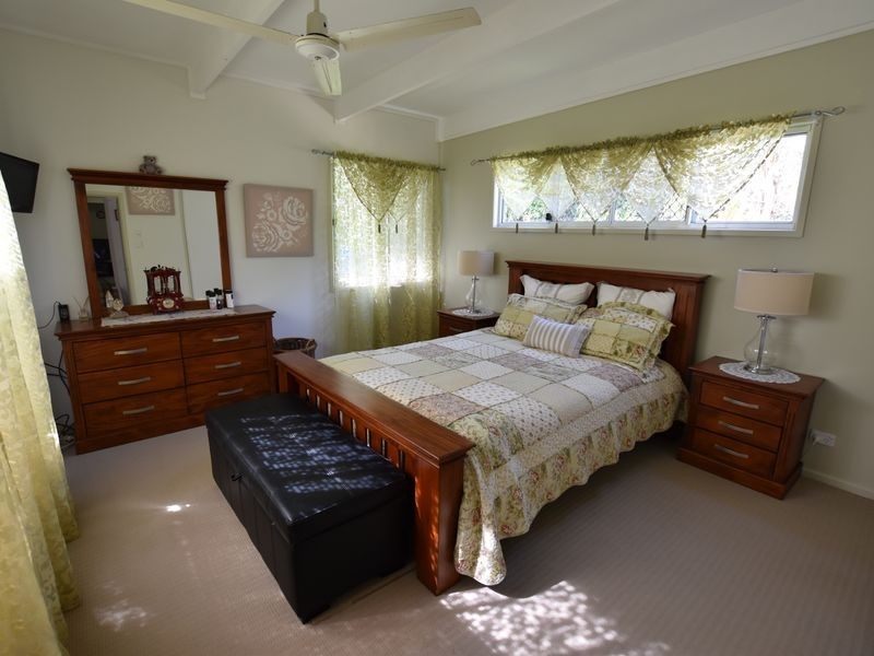 5 Virginia Parade, Russell Island QLD 4184