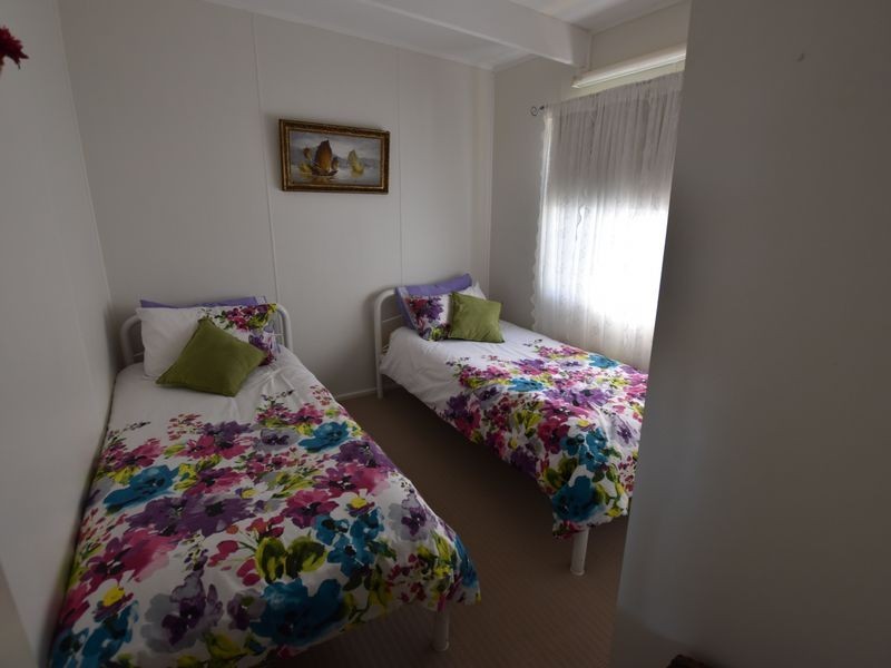 5 Virginia Parade, Russell Island QLD 4184