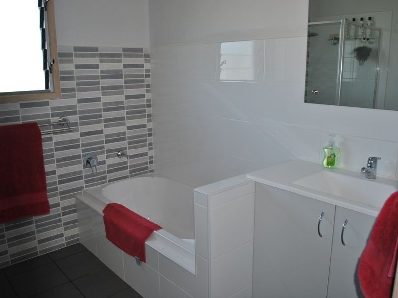 5 Elm Street,, Russell Island QLD 4184