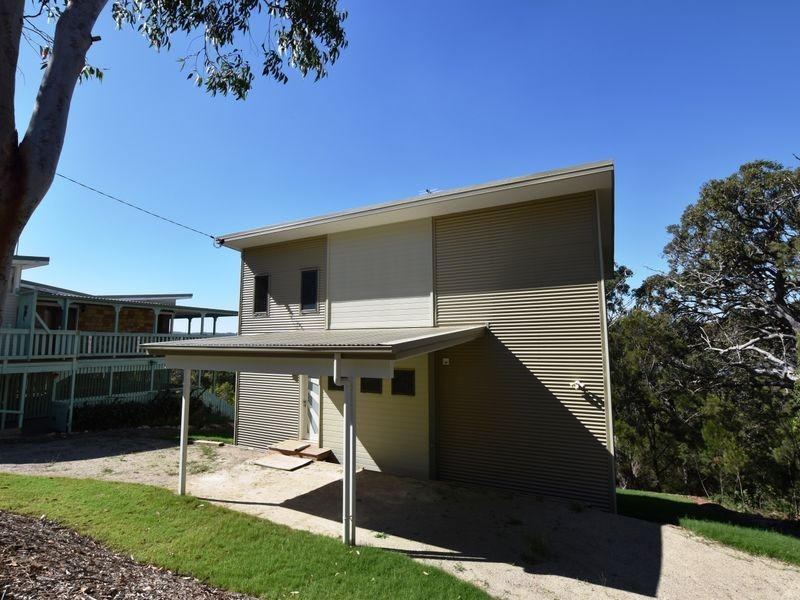 12 Leichhardt Tce, Russell Island QLD 4184
