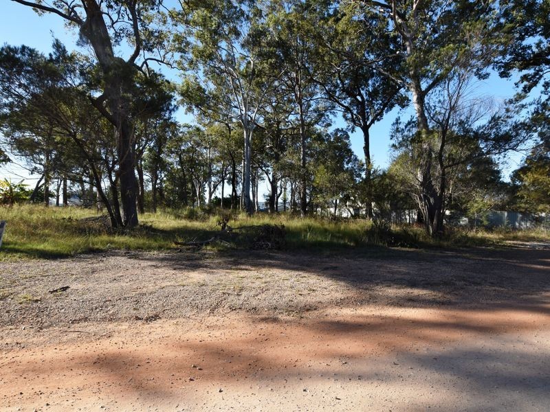 11 Tenanne St, Russell Island QLD 4184