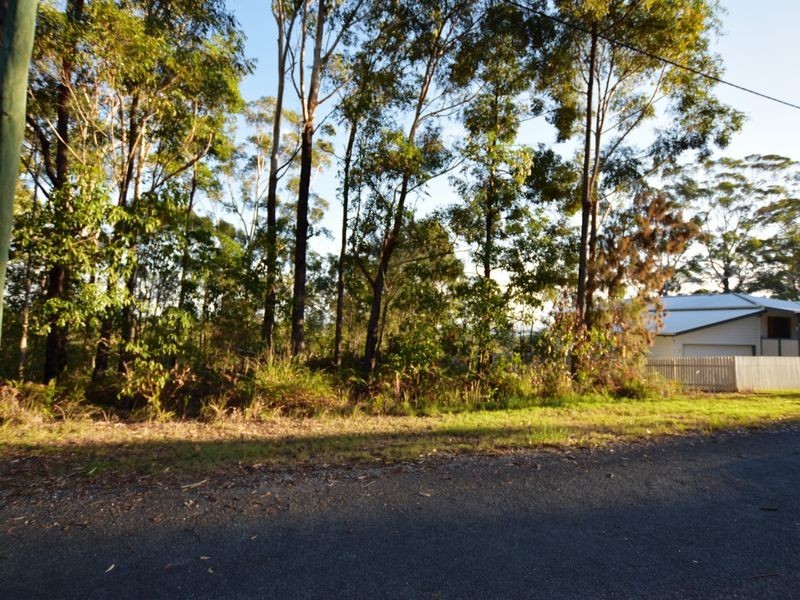 28 Deenya Pde, Russell Island QLD 4184