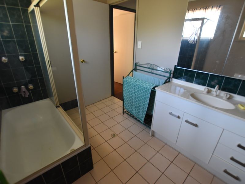 8 Dryandra, Russell Island QLD 4184