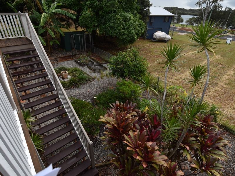 15 Douglas St, Russell Island QLD 4184