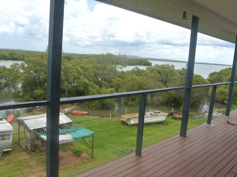 148 Palm Beach Road, Russell Island QLD 4184