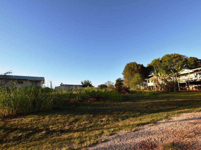 31 Roebuck Rd, Russell Island QLD 4184