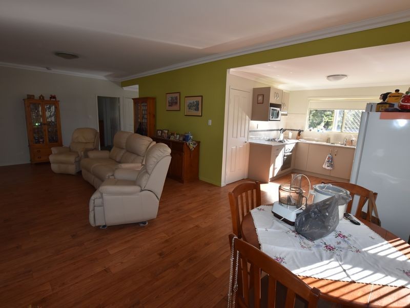 19 Pia Street, Russell Island QLD 4184