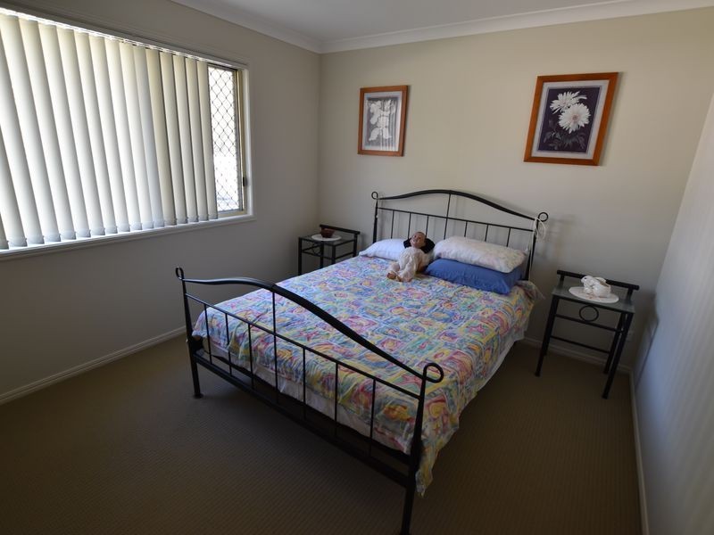 19 Pia Street, Russell Island QLD 4184