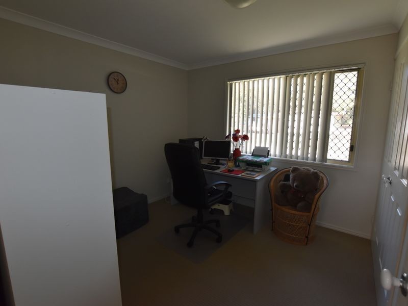 19 Pia Street, Russell Island QLD 4184