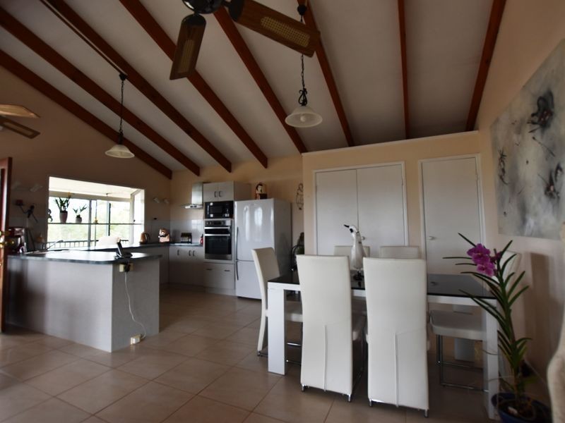 25 Cutter Street, Russell Island QLD 4184