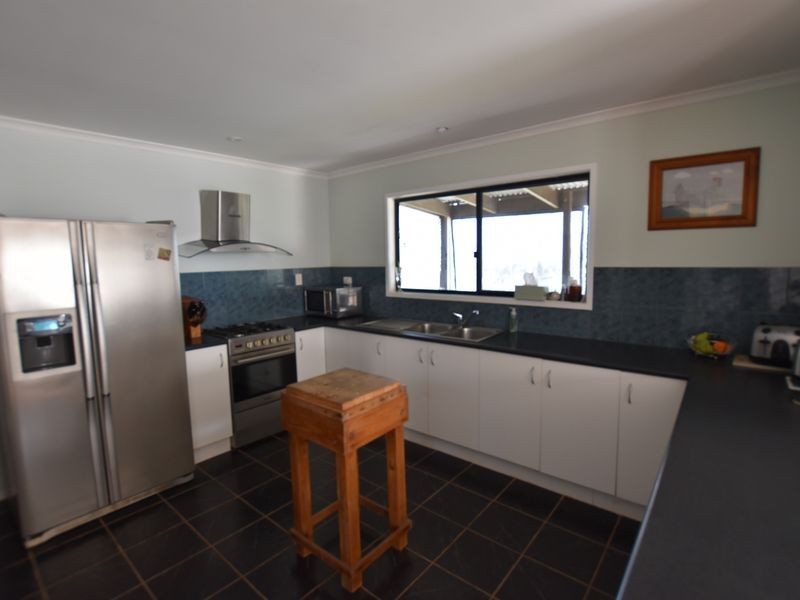 128 Laurel Street, Russell Island QLD 4184