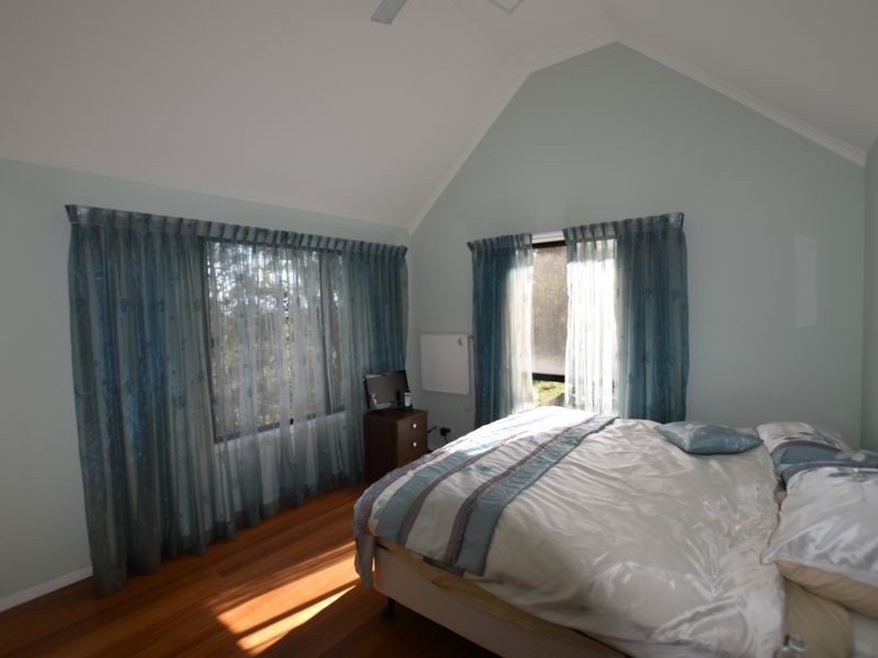 128 Laurel Street, Russell Island QLD 4184