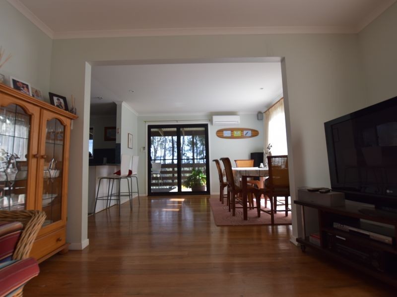 128 Laurel Street, Russell Island QLD 4184