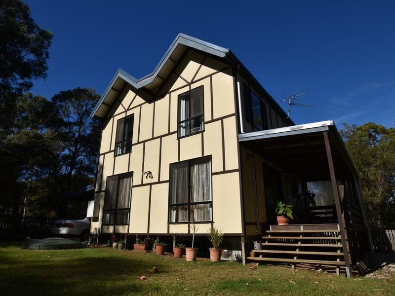 128 Laurel Street, Russell Island QLD 4184