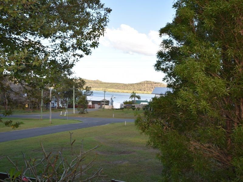 3-5 Patterson St, Russell Island QLD 4184