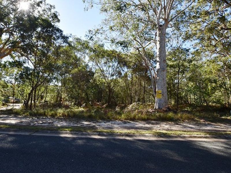 13 Shore Street, Russell Island QLD 4184