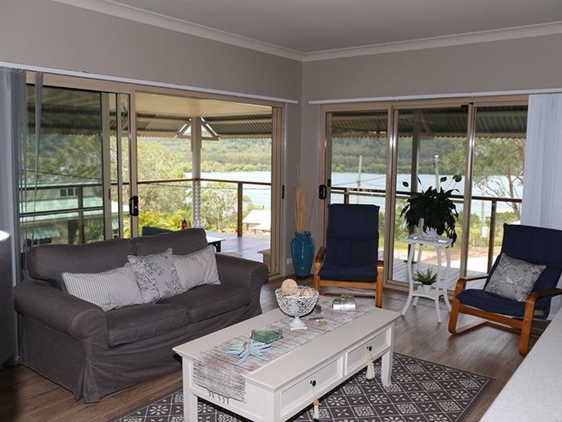 66 Seaward Drive, Russell Island QLD 4184