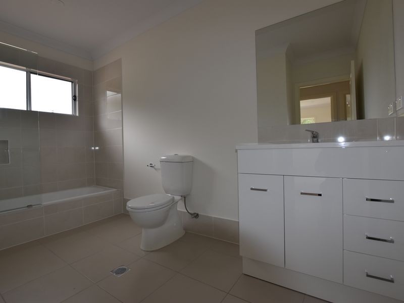 10 Canaipa Road, Russell Island QLD 4184