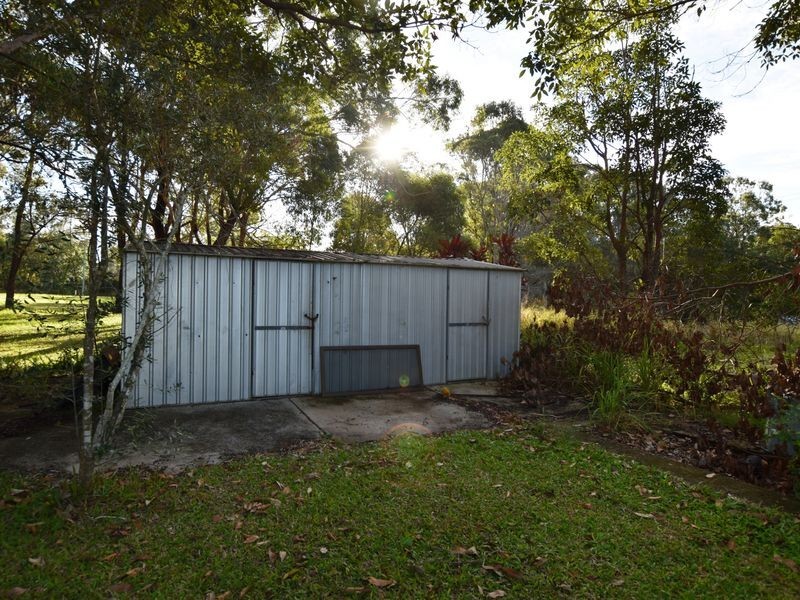 78 South End Rd, Russell Island QLD 4184