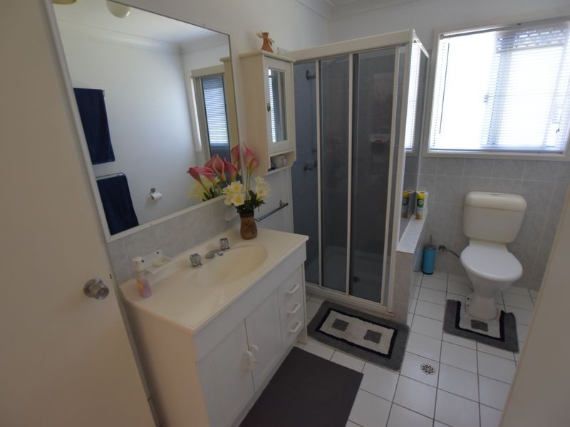 33 Hume St, Russell Island QLD 4184