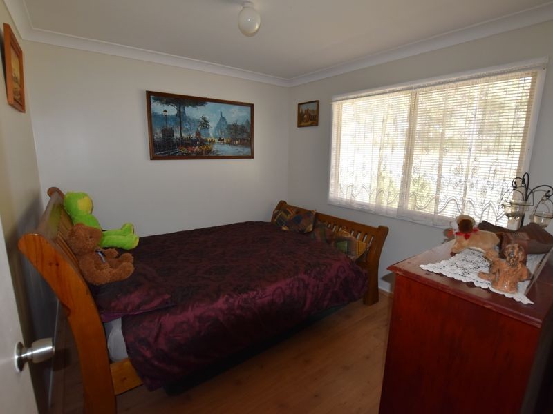 33 Hume St, Russell Island QLD 4184