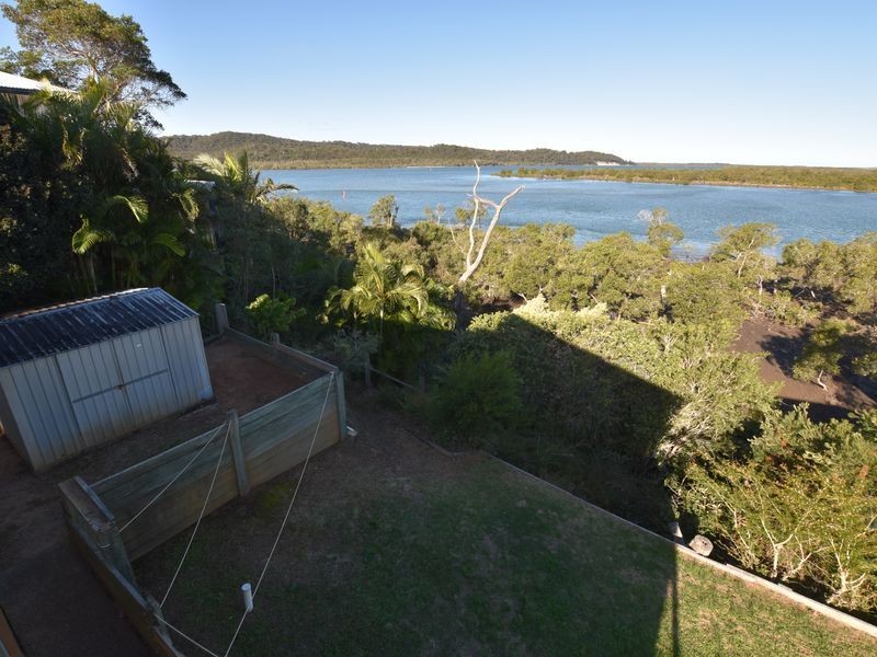 108 Crescent Dve, Russell Island QLD 4184