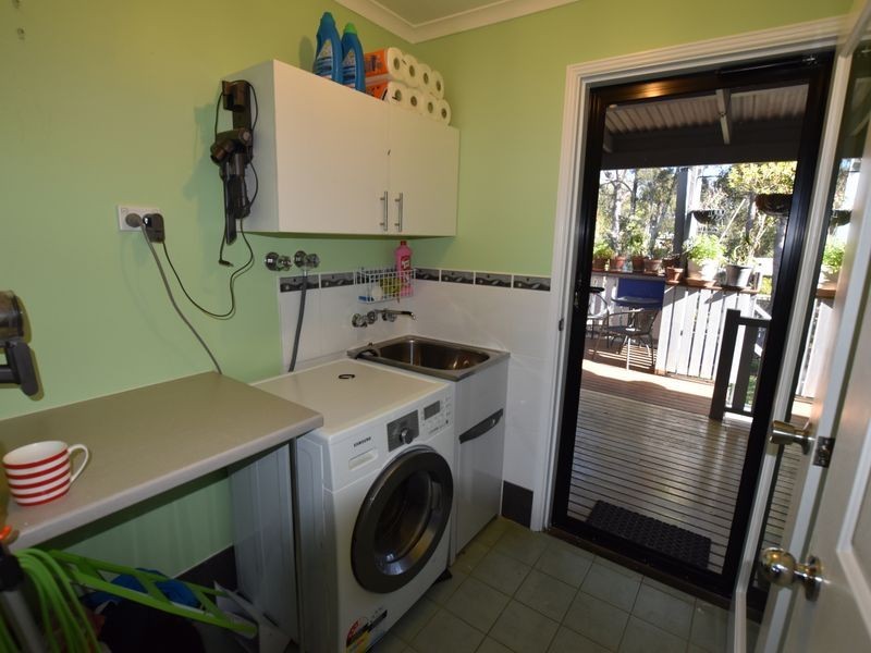 4 Yacht Street, Russell Island QLD 4184