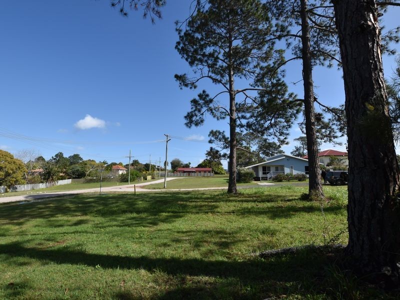 5 Banksia St, Russell Island QLD 4184