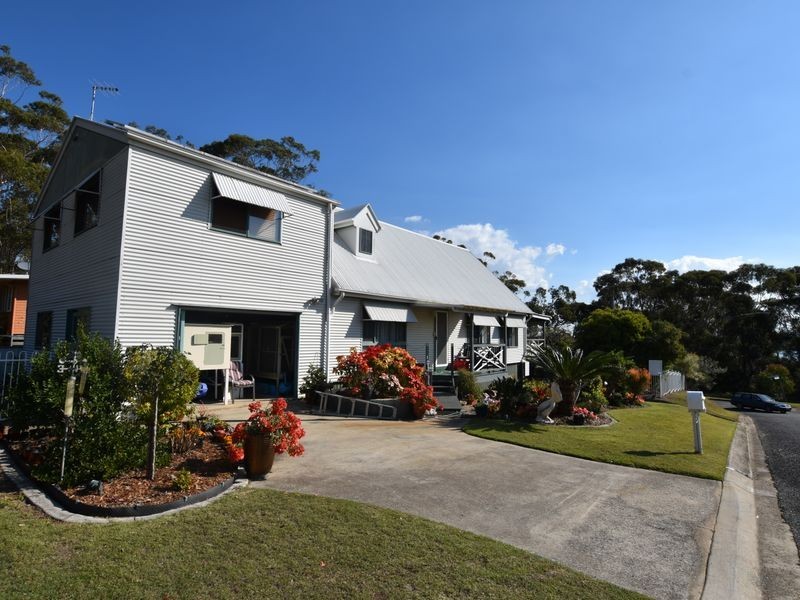 53 Deenya Pde, Russell Island QLD 4184