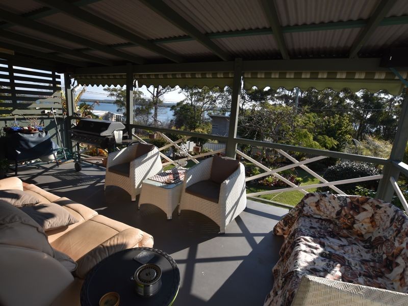 53 Deenya Pde, Russell Island QLD 4184