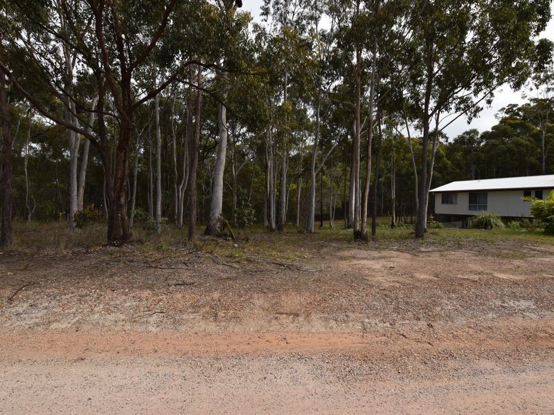 9 Leichhardt Tce, Russell Island QLD 4184