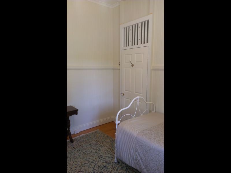 12 Thompson, Russell Island QLD 4184