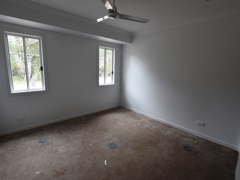 5 Saturn St, Russell Island QLD 4184