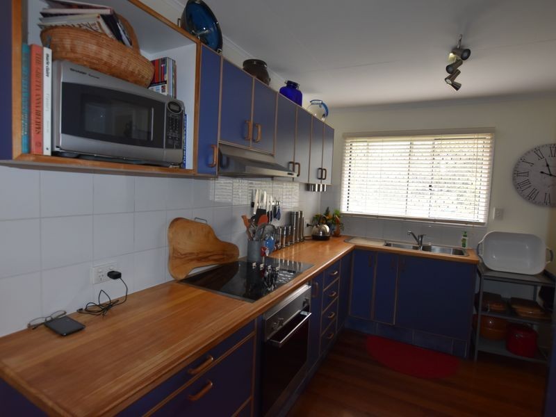 14 Virginia Pde, Russell Island QLD 4184