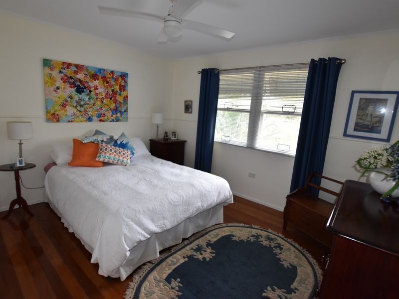 14 Virginia Pde, Russell Island QLD 4184