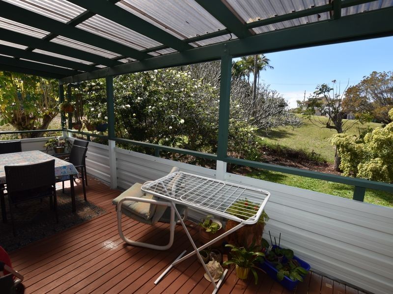 7 Seaview St, Russell Island QLD 4184