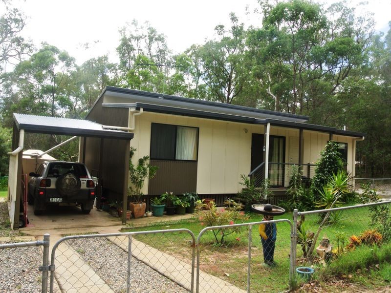 17 Cook, Russell Island QLD 4184