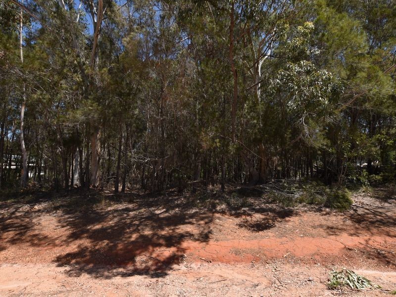1 Leichhardt Tce, Russell Island QLD 4184