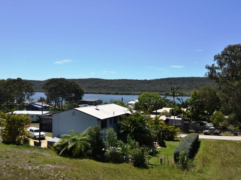 57 Highland Ridge Road, Russell Island QLD 4184