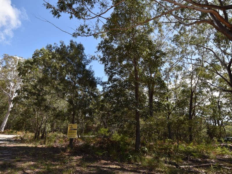 29 Grove Rd, Russell Island QLD 4184