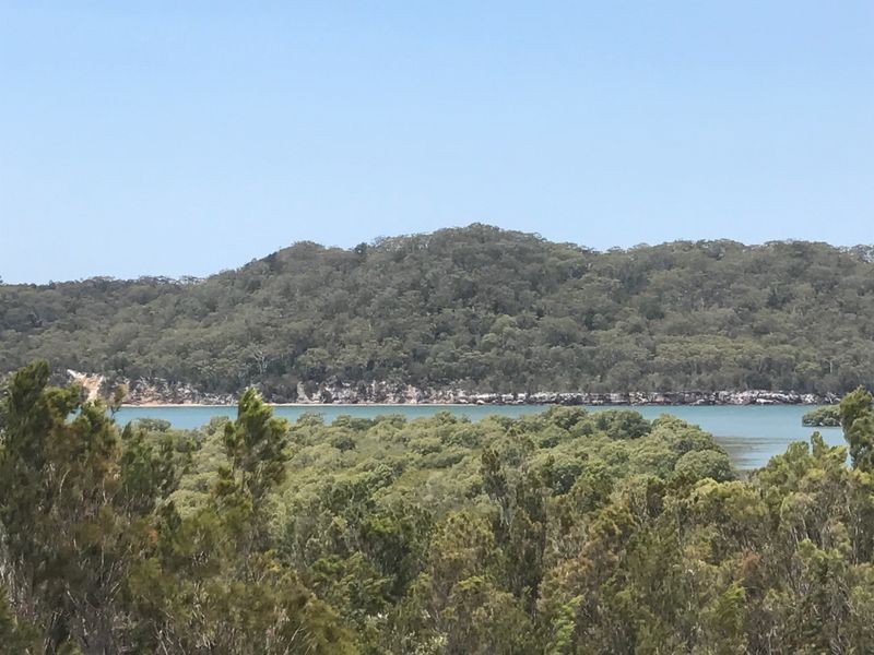 24 Moreton Outlook Ave, Russell Island QLD 4184